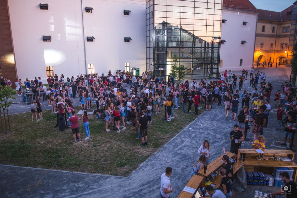 Krankšvesteri, Vojko V i Z++ otvorili koncertno ljeto u Osijeku