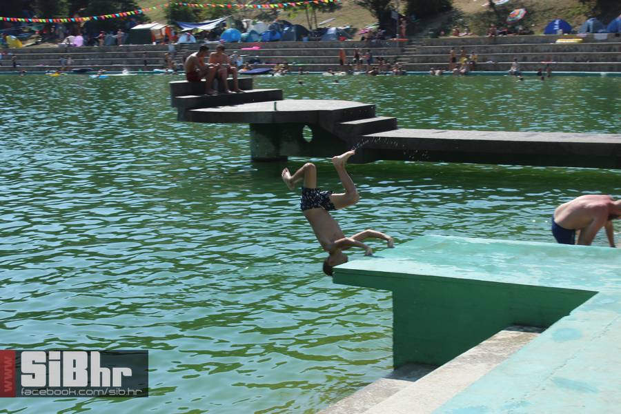 ferragostoJAM_2017_jezero_SiBhr