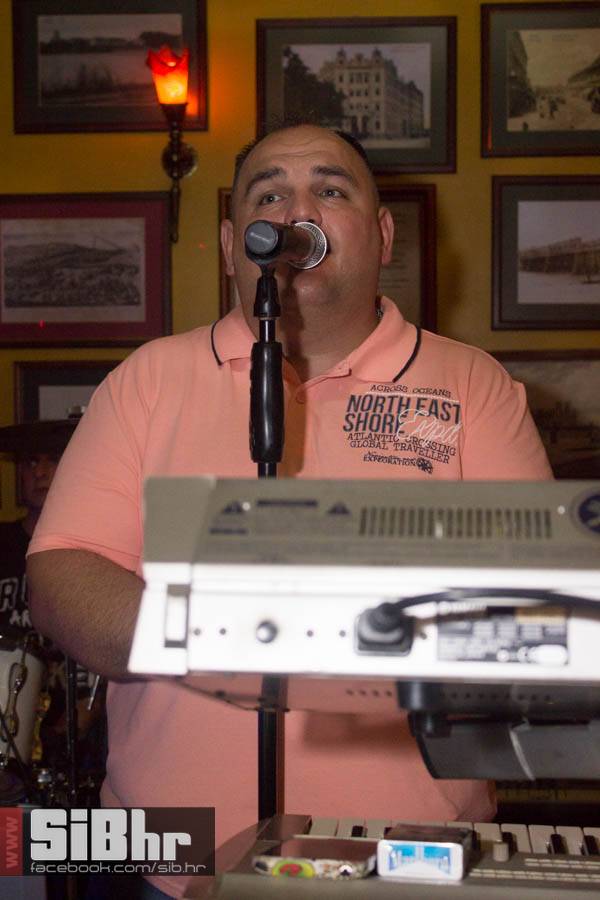 old_bridge_pub_subota_8