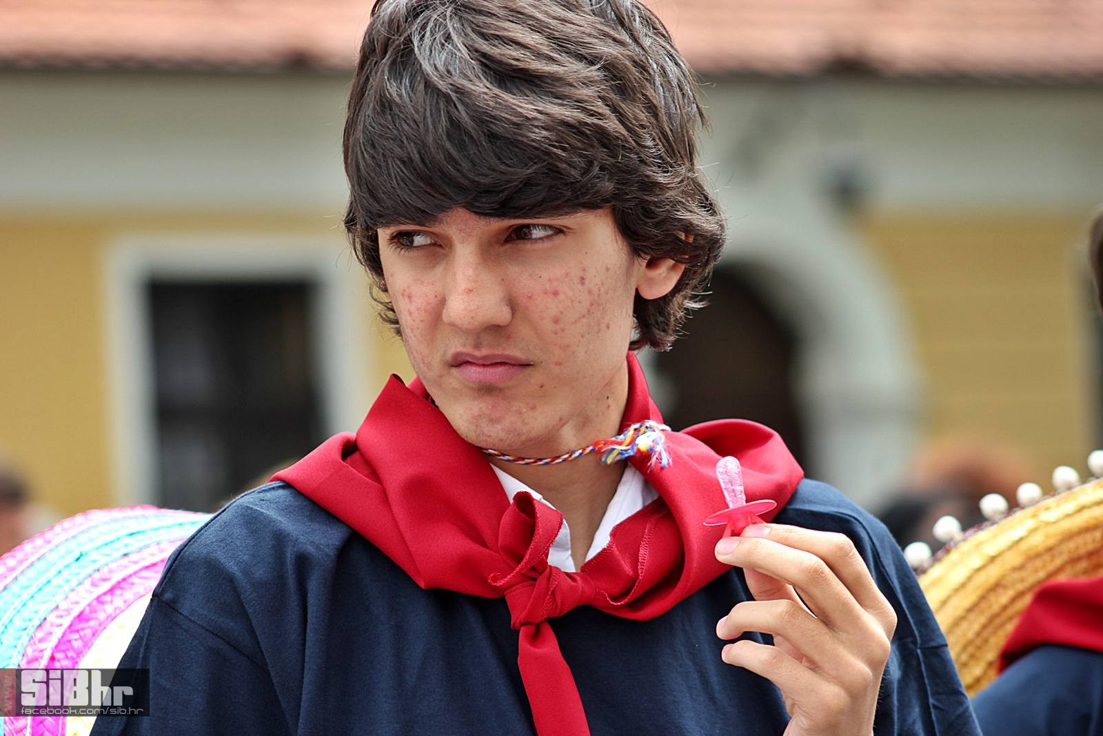 maturanti_djakovo_mm_2013_06