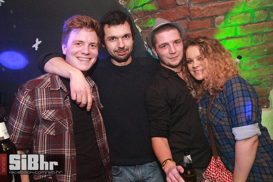 nocni_zivot_Exit_04012013_SiBhr
