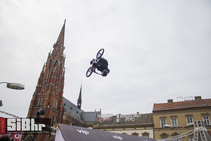 bmx_coca cola_sibhr_os_02