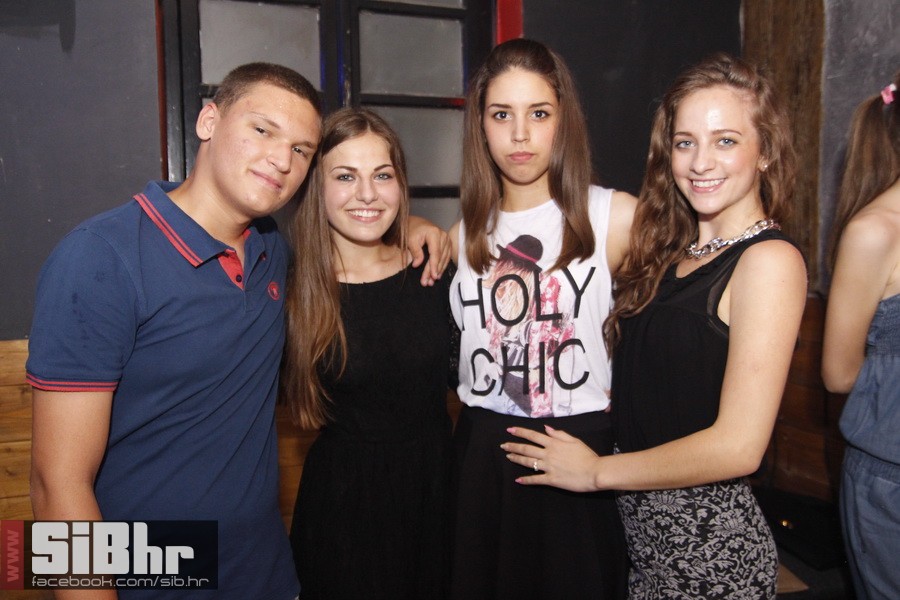 red_carpet_zoran_bastion_15