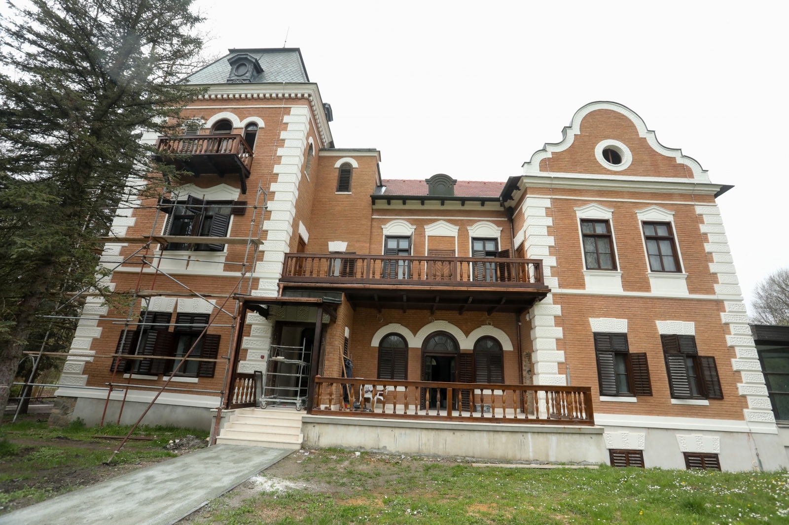 Radovi na uređenju dvorca Tikveš bliže se kraju