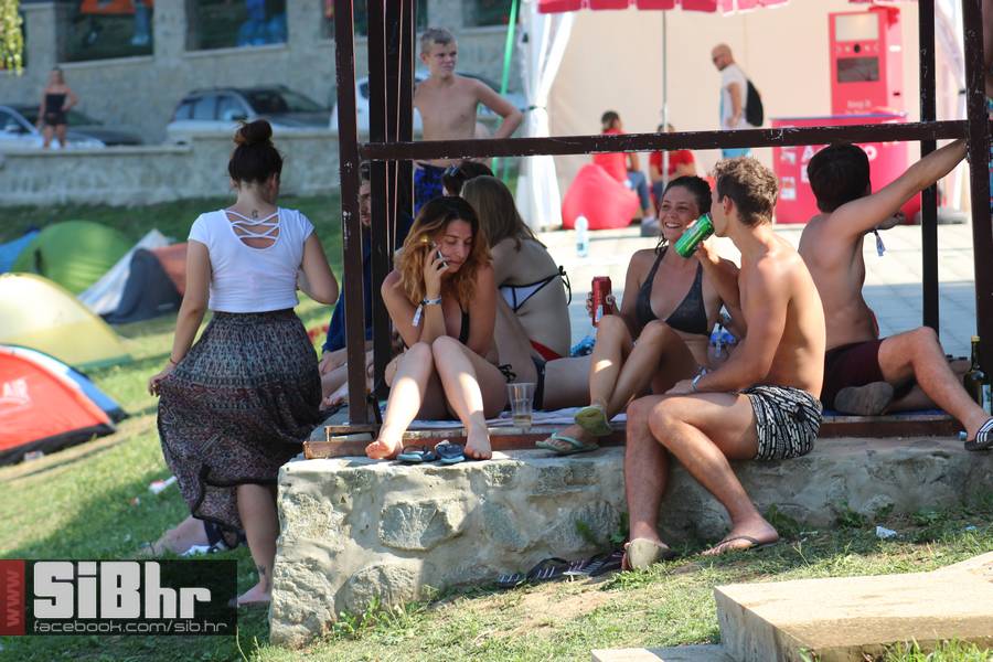 ferragostoJAM_2017_jezero_SiBhr