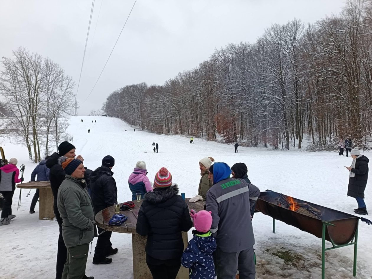 98399bcb-2836-4c9c-bf90-74403dc75c94