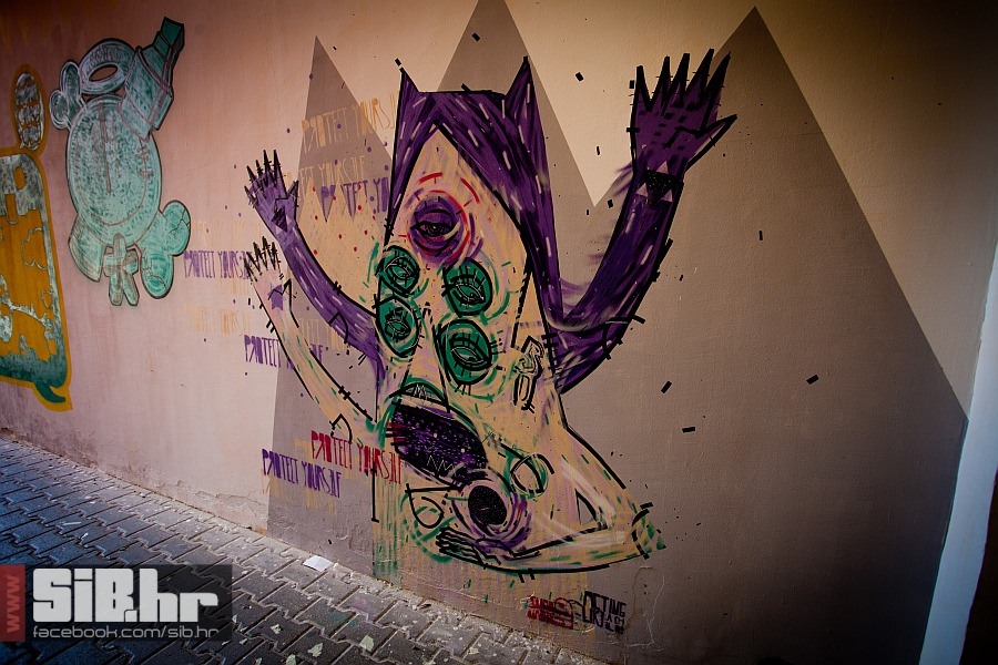 grafiti_prolaz_swan_pub_1207201