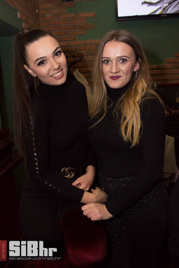 fort_pub_5
