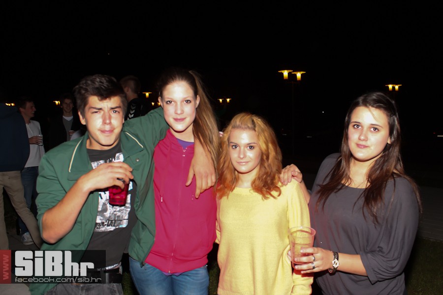 dc_party_2706_SiBhr_1 dc_party_2706_SiBhr_1