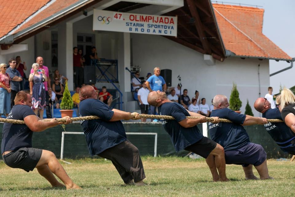 U Brođancima održana 47. Olimpijada starih sportova