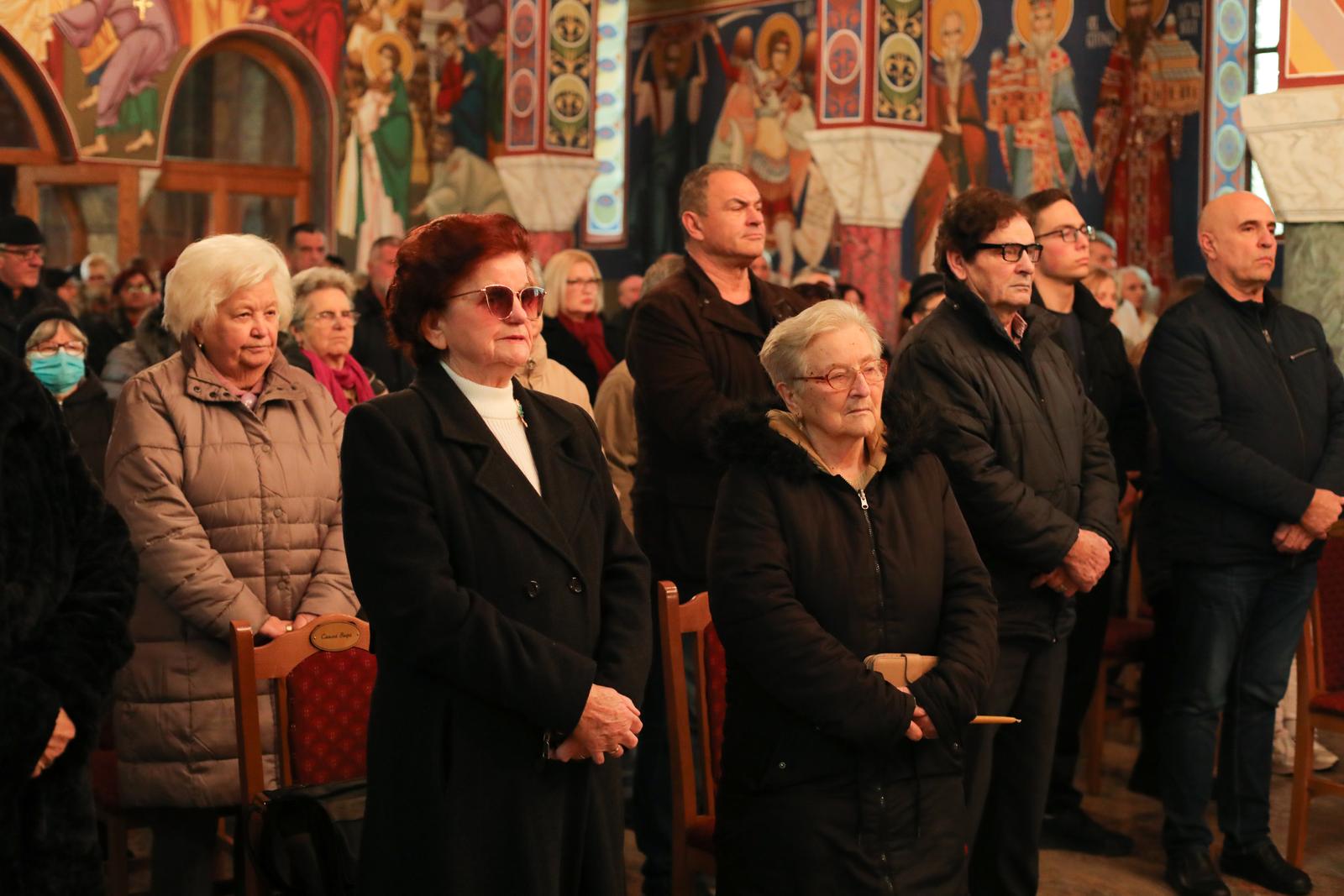 Paljenje Badnjaka u Osijeku Paljenje Badnjaka u Osijeku
