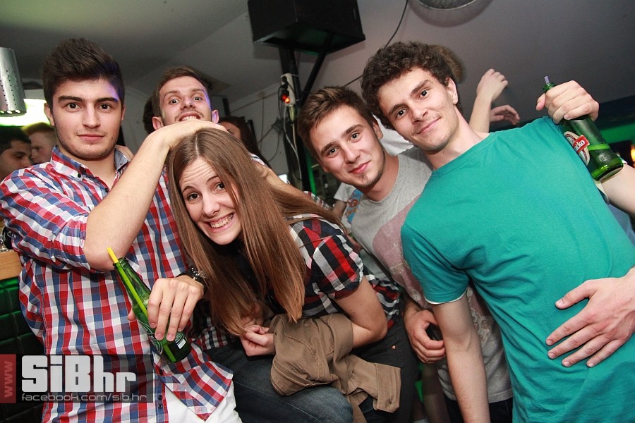 barca_osijek_nightlife_sibhr8_6 barca_osijek_nightlife_sibhr8_6