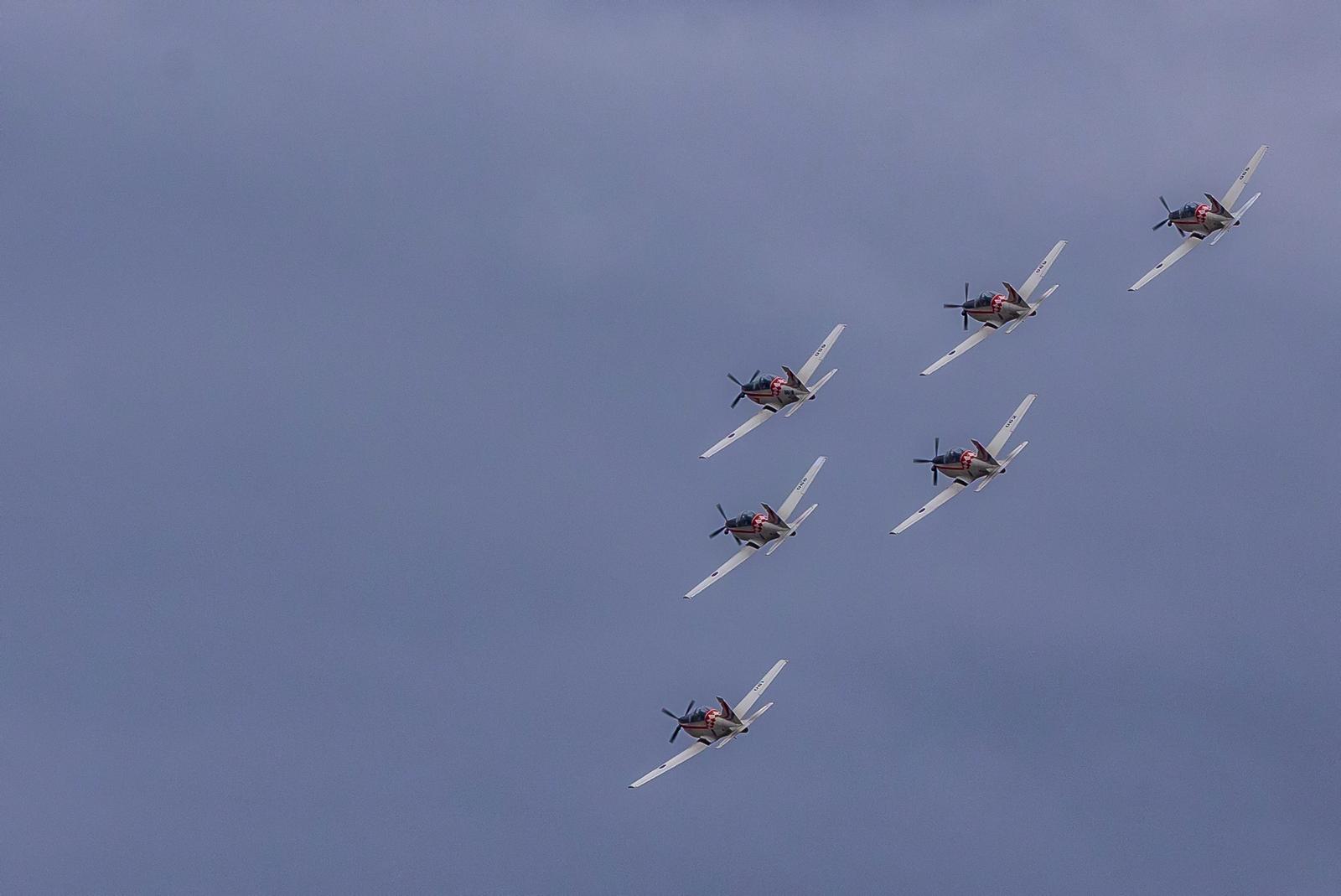 ”Krila Oluje” obilježila 18. rođendan letom iznad Osijeka ”Krila Oluje” obilježila 18. rođendan letom iznad Osijeka