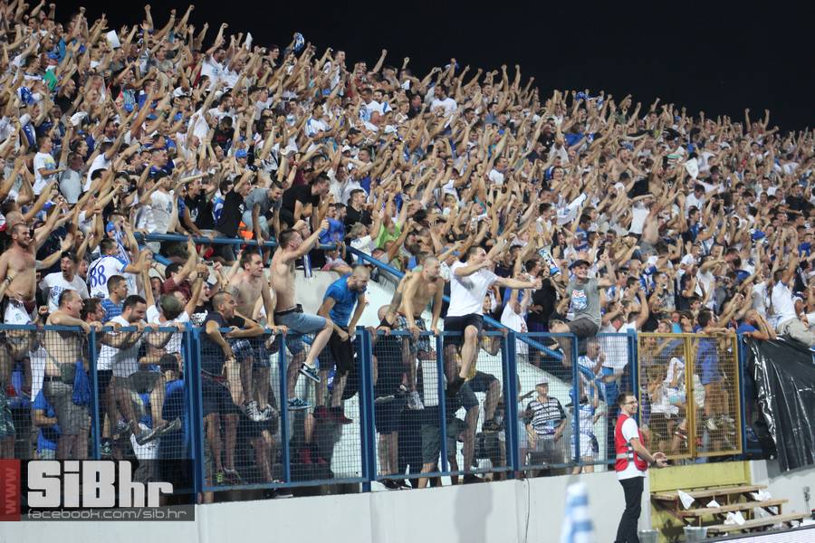 osijek-psv_SiBhr_36