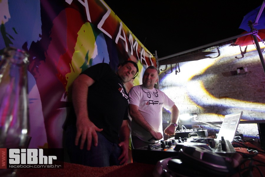 nocni_zivot_33 nocni_zivot_33