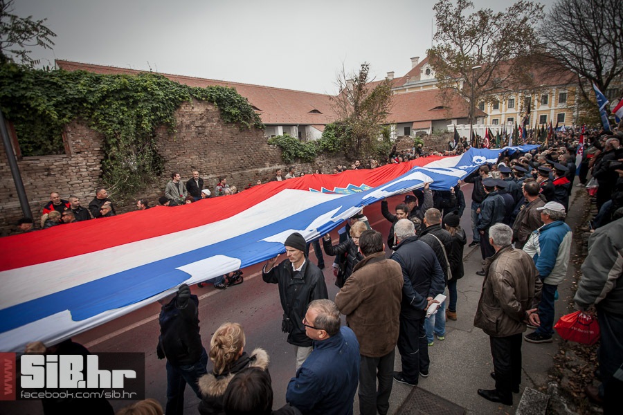 kolona_sjecanja_vukovar_1811201