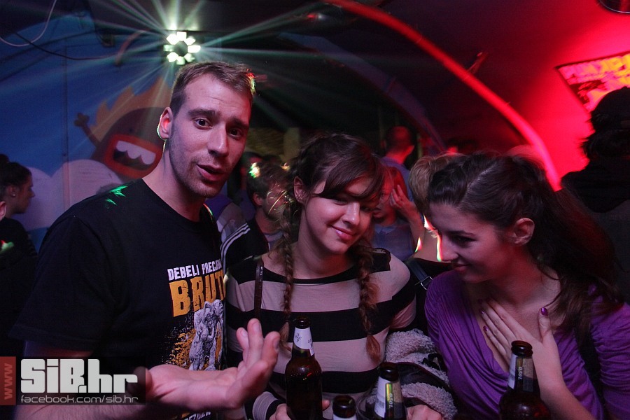 punk_party_10_atheist_rap_13102