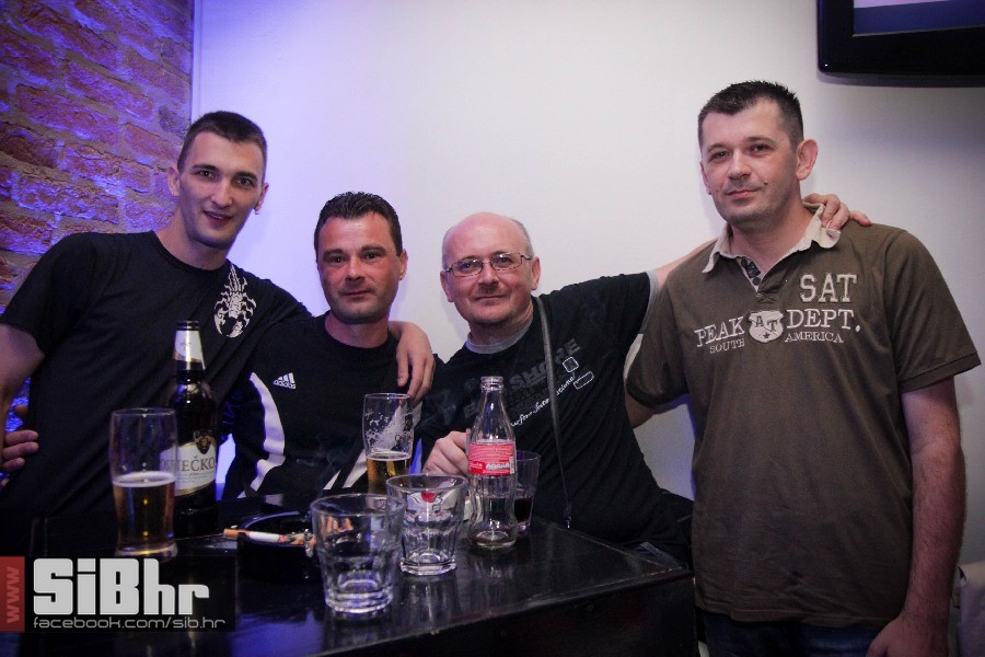 exit_1105_SiBhr_4