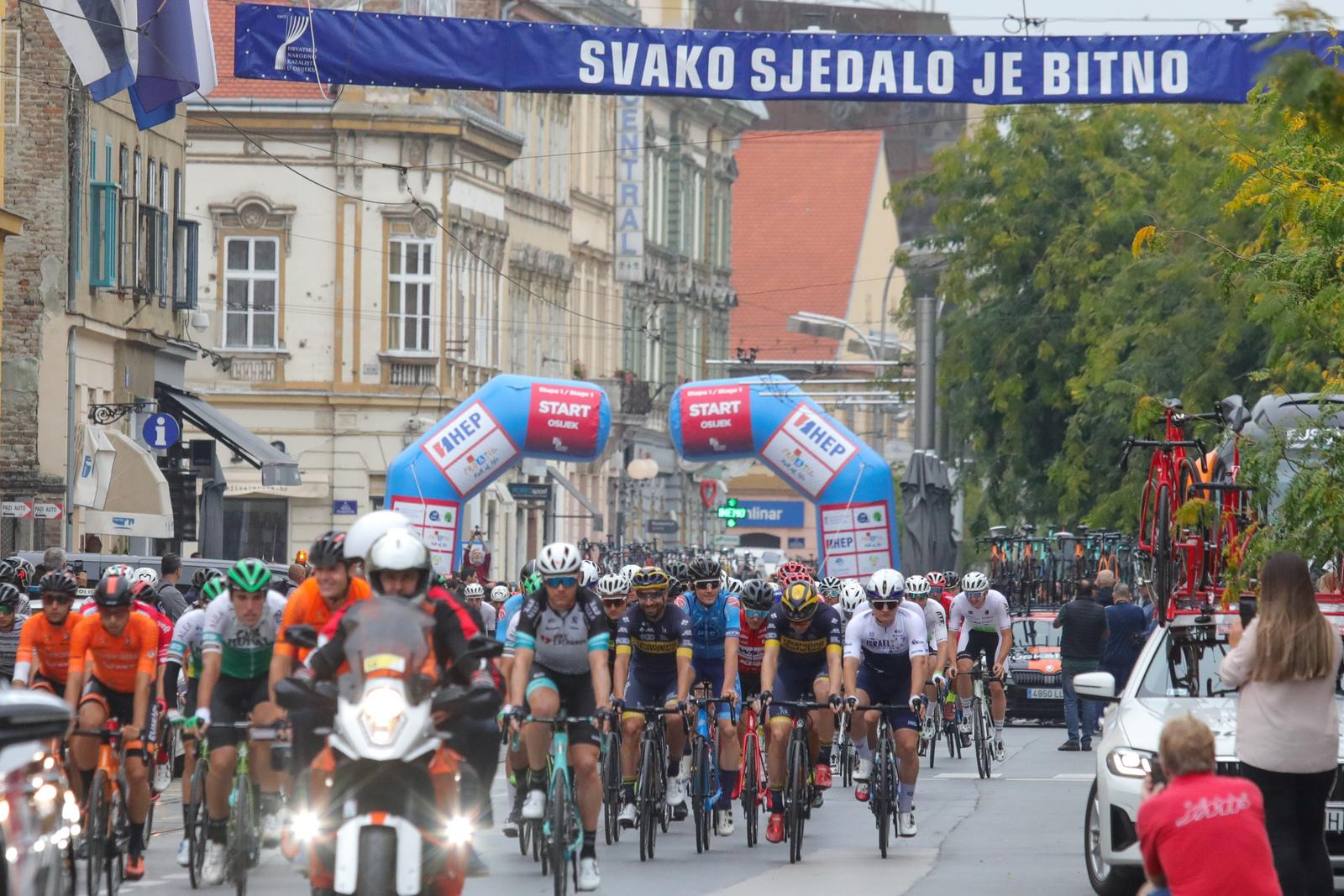 Rujan 2021. – Startala prva etapa biciklističke utrke Cro Race od Osijeka do Varaždina