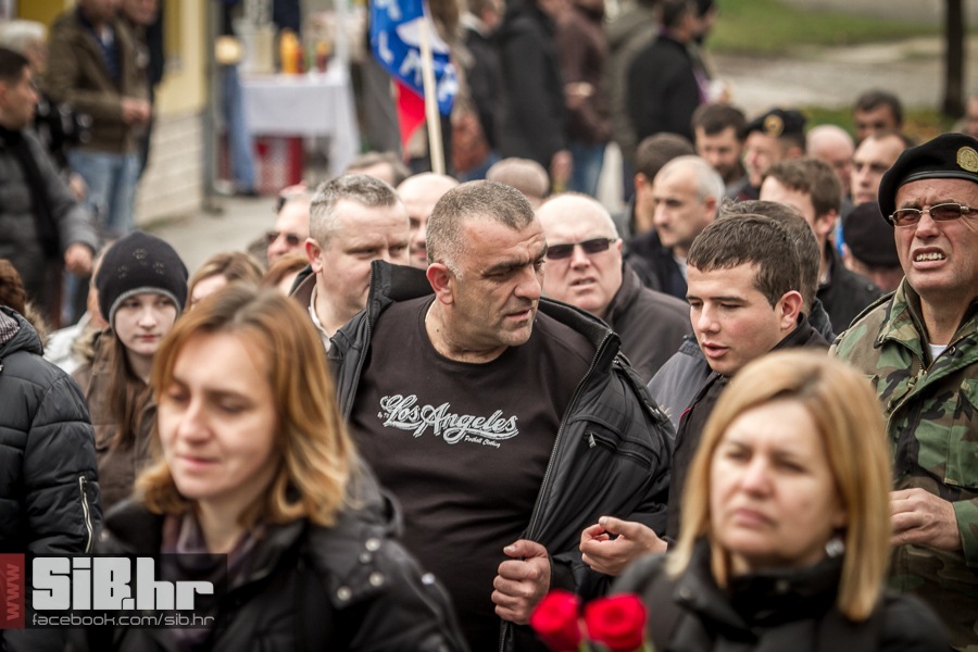 kolona_sjecanja_vukovar_1811201