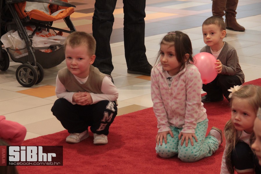 avenuemall_osijek_mali_disco_si