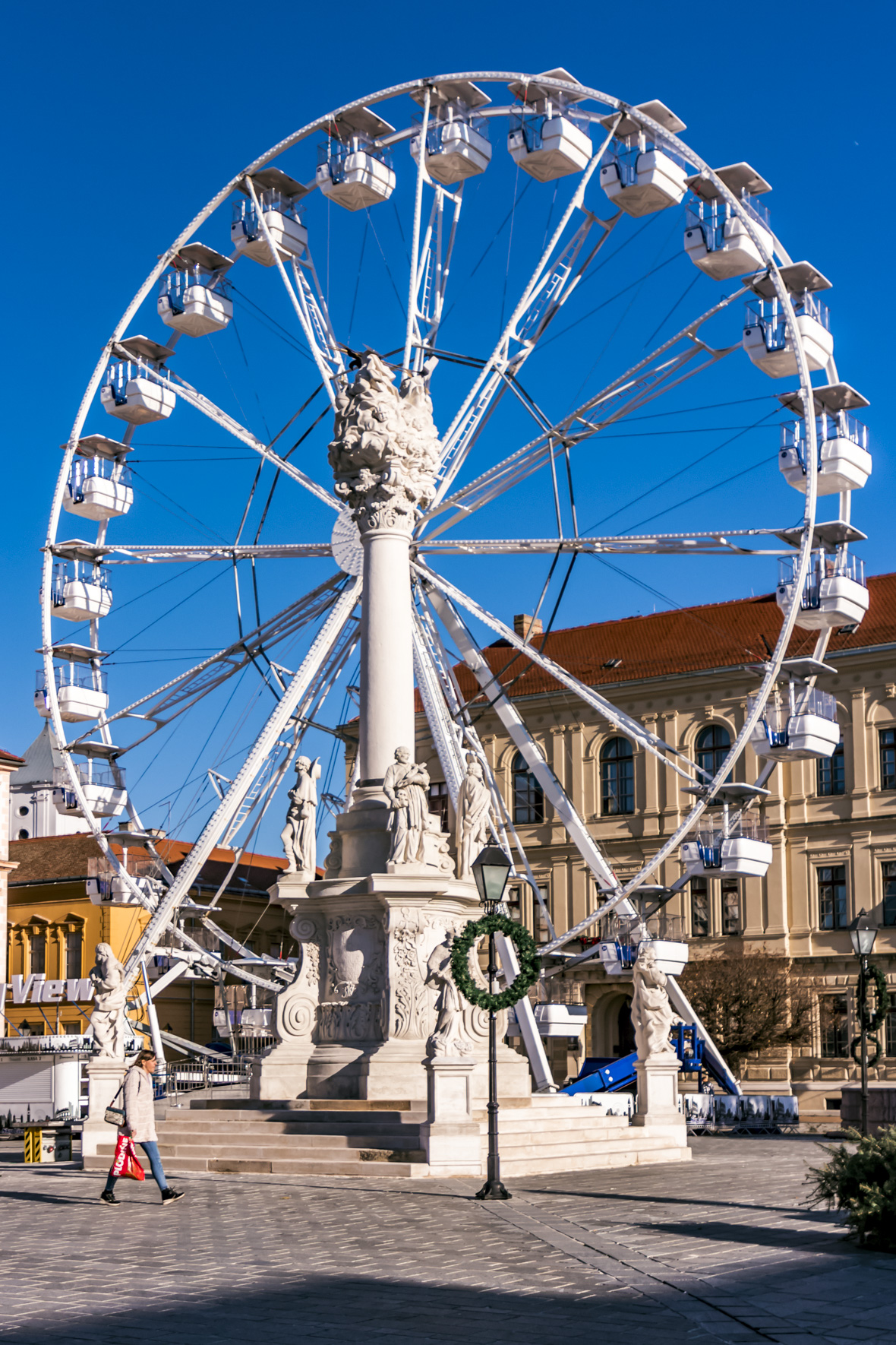 Pripreme za početak Adventa u Osijeku Pripreme za početak Adventa u Osijeku