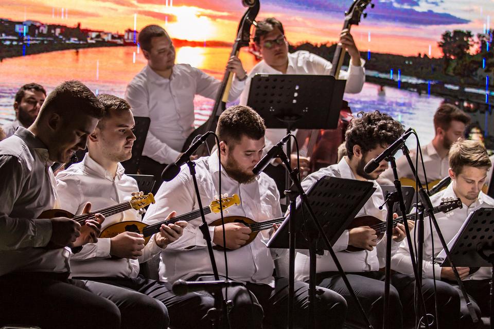 Tamburaški orkestar otvorio dvotjedni event “Kultura u parku”
