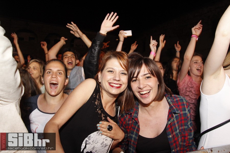 dubioza_sars_2014_zoran_bastion dubioza_sars_2014_zoran_bastion