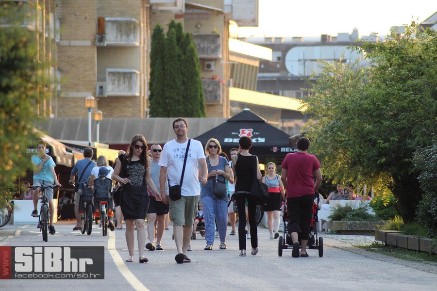 nedjeljna_setnja_gradom_SiBhr_2
