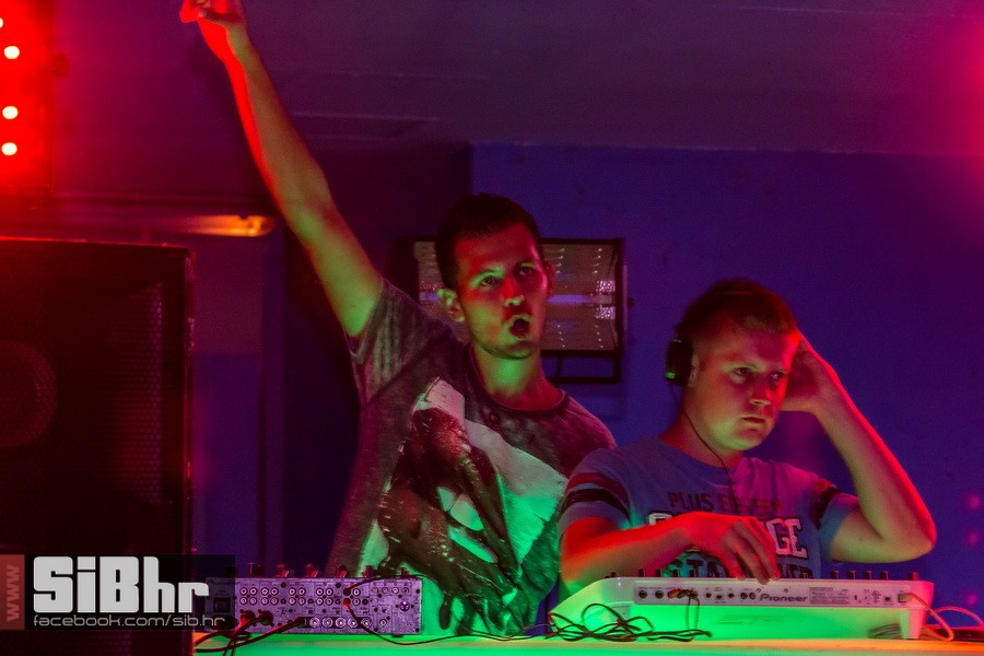 dc_party_by_zoran_3
