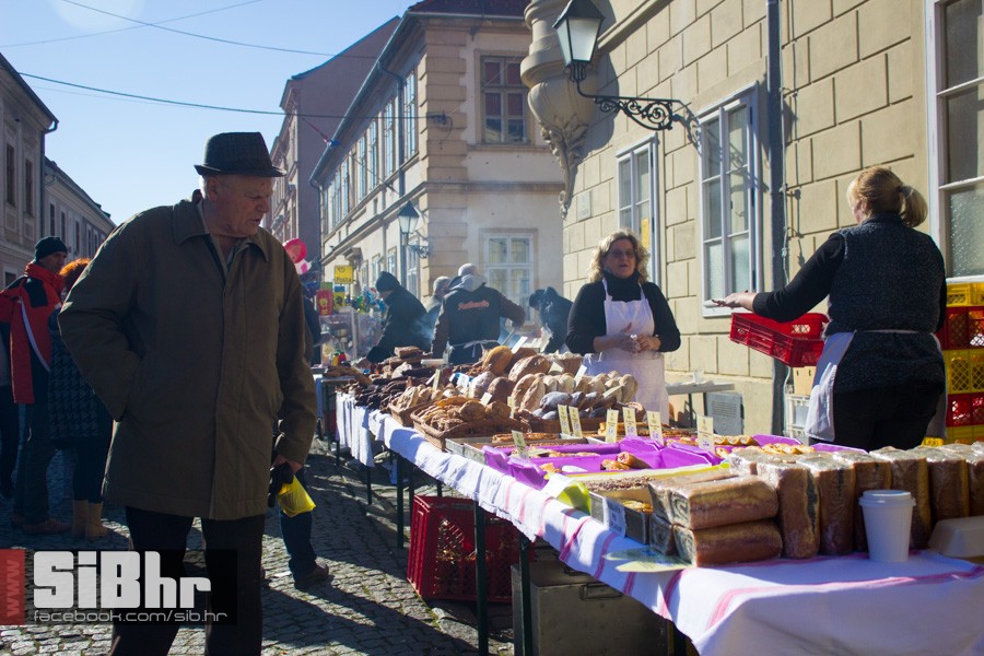 sajam_antikviteta_veljaca2016_s