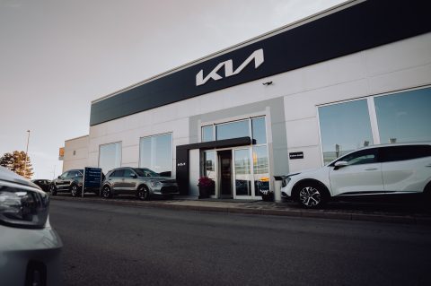 AutoMall_izvana1 AutoMall_izvana1