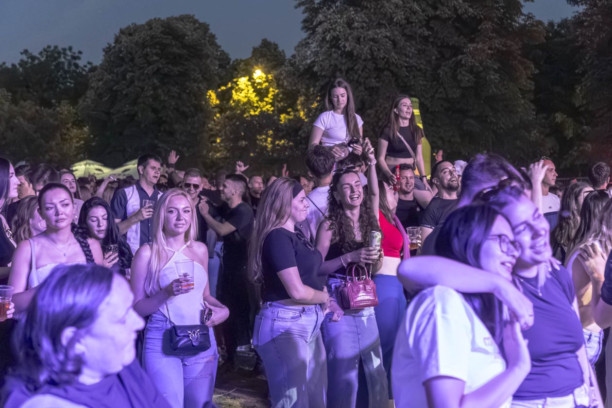 Connect i Colonia na roštiljadi Connect i Colonia na roštiljadi