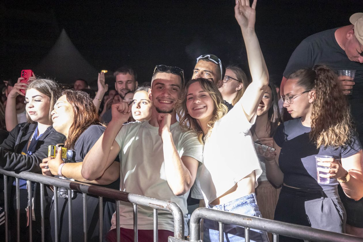 Connect i Colonia na roštiljadi Connect i Colonia na roštiljadi
