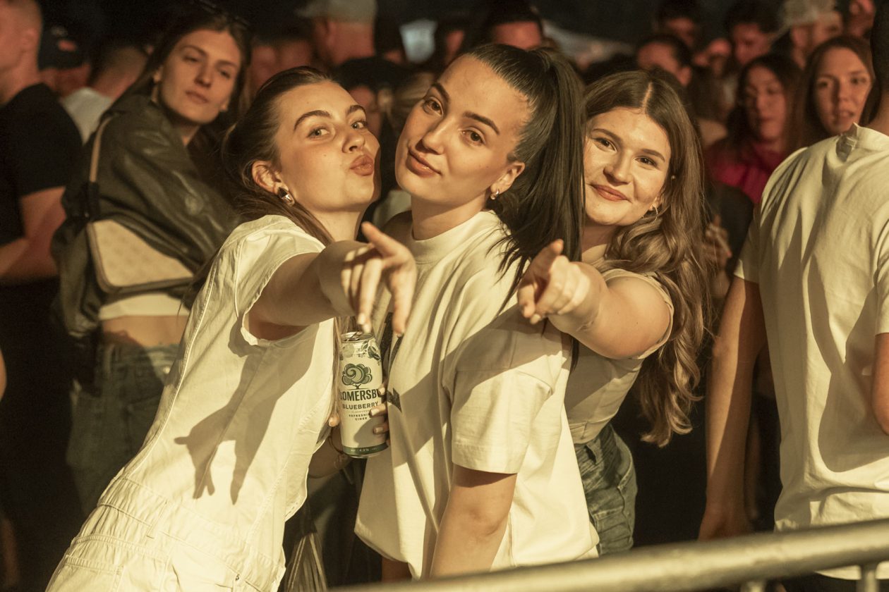 Connect i Colonia na roštiljadi Connect i Colonia na roštiljadi