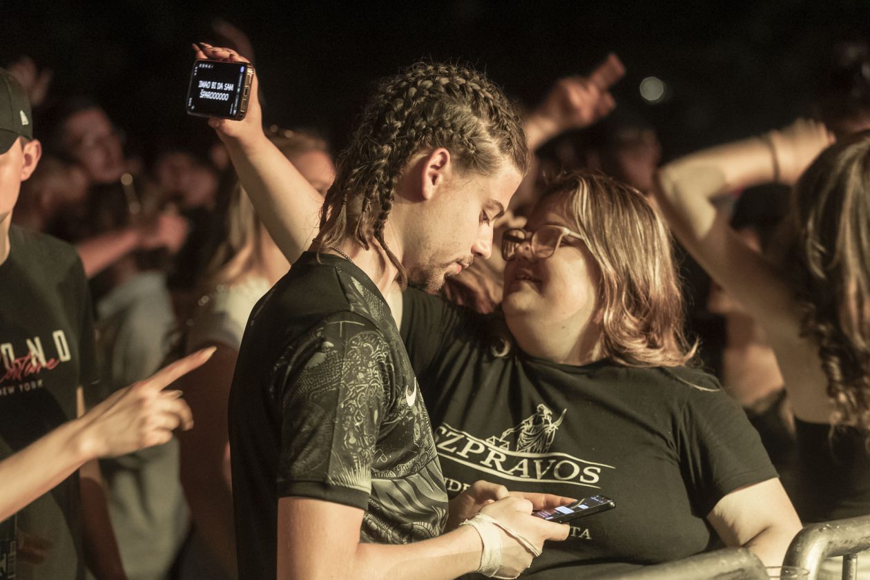 Connect i Colonia na roštiljadi Connect i Colonia na roštiljadi