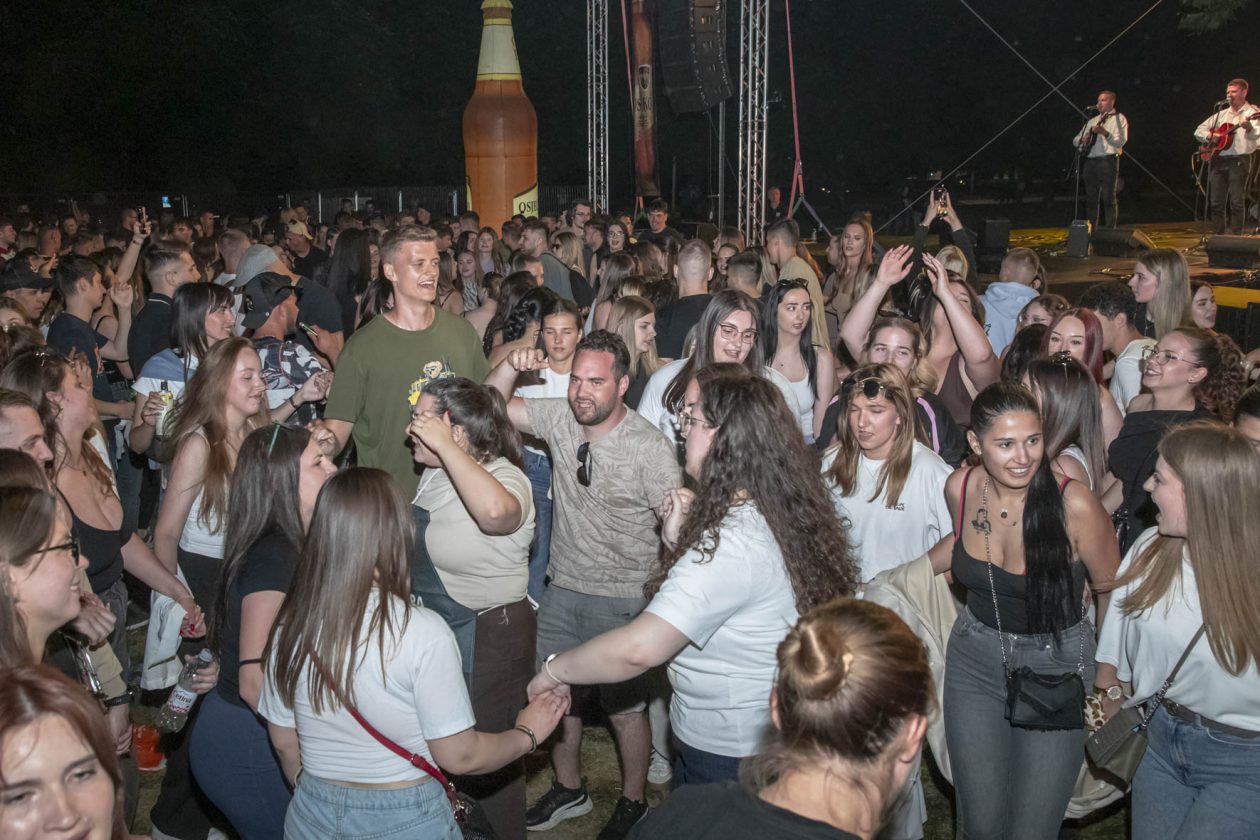 Connect i Colonia na roštiljadi Connect i Colonia na roštiljadi