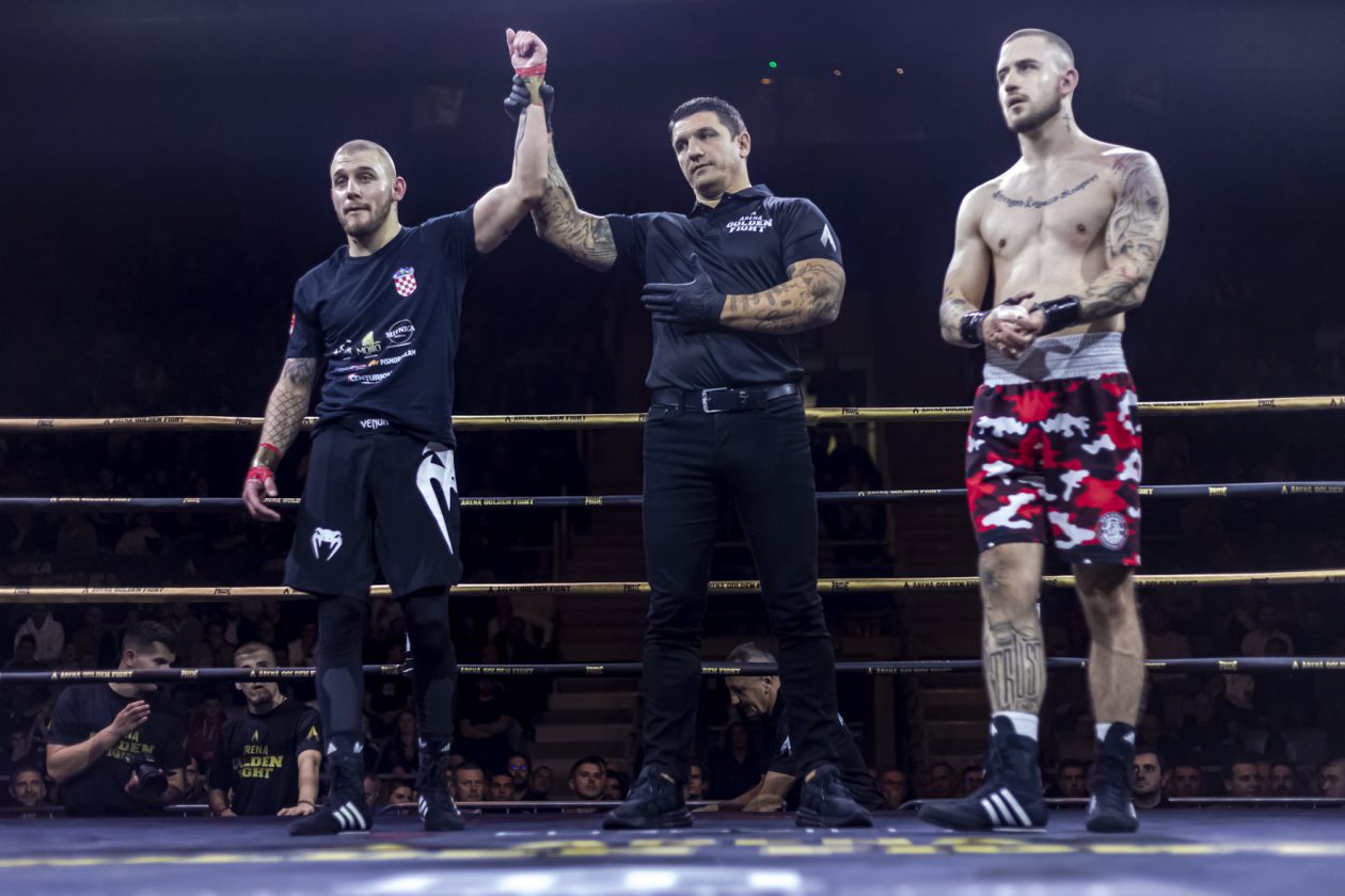 Arena Golden Fight 11