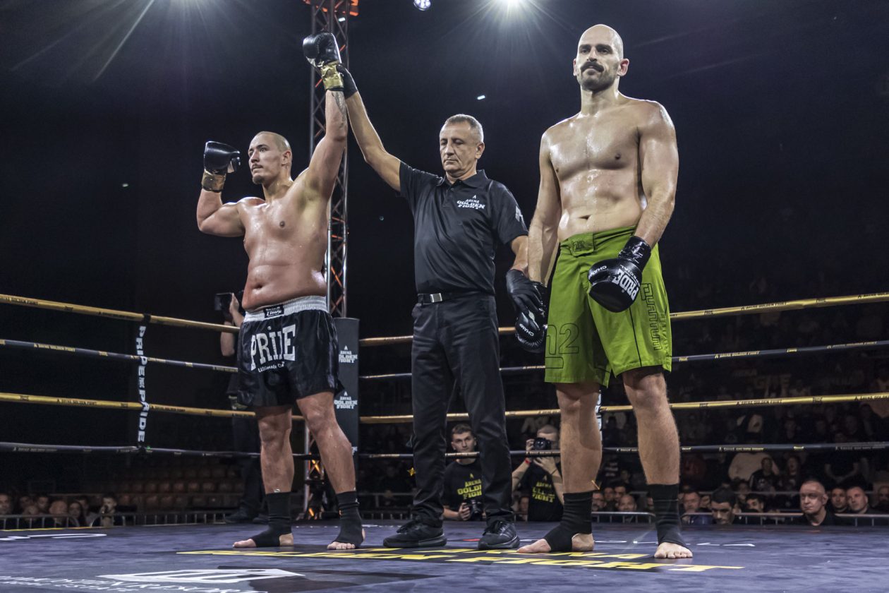 Arena Golden Fight 11