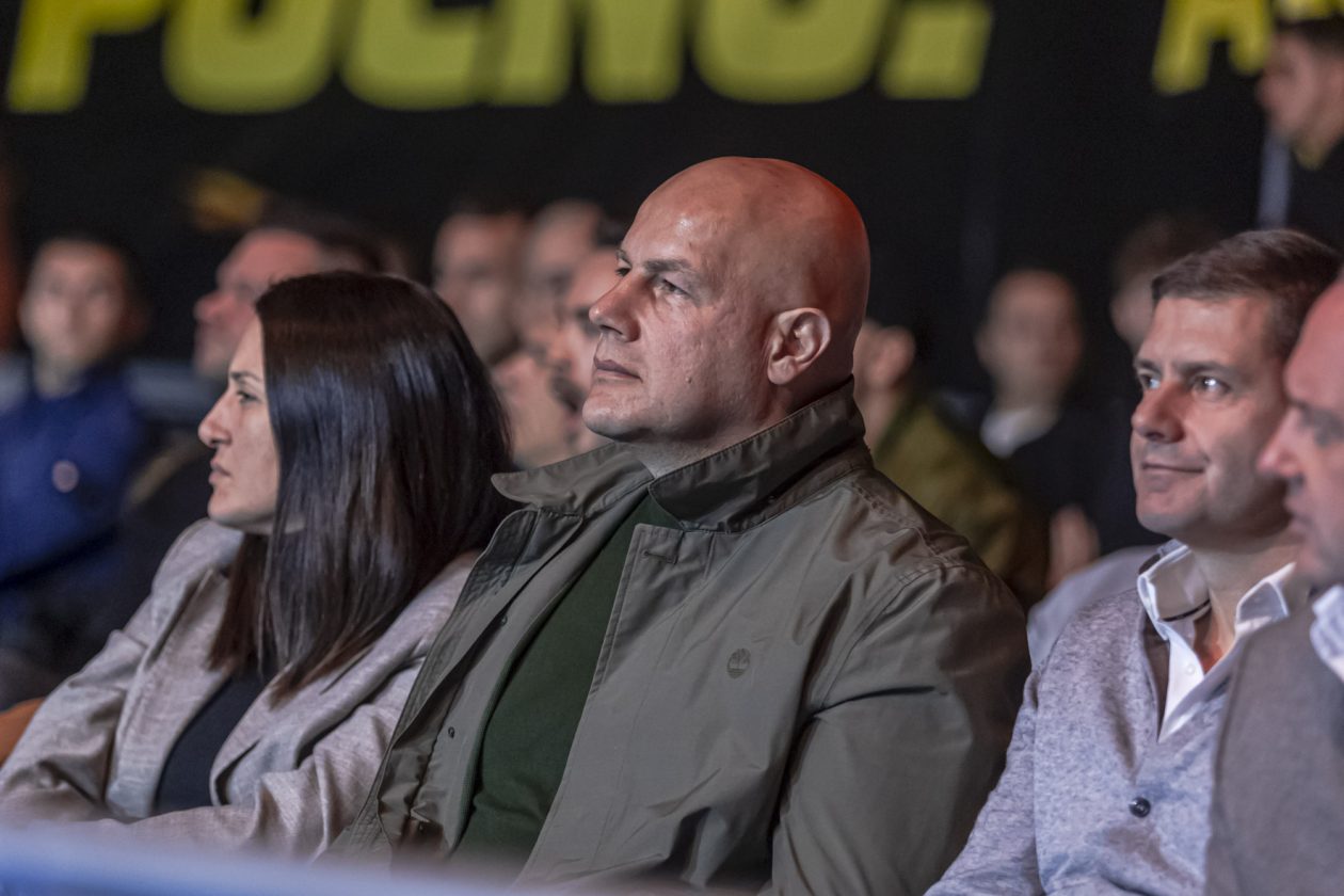 Arena Golden Fight 11