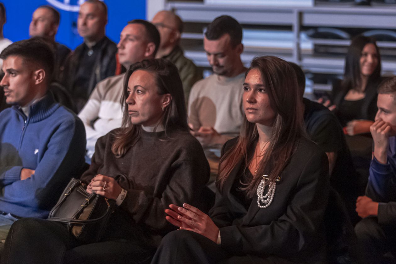 Arena Golden Fight 11