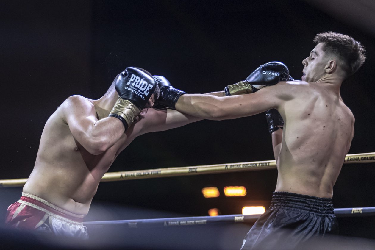 Arena Golden Fight 11