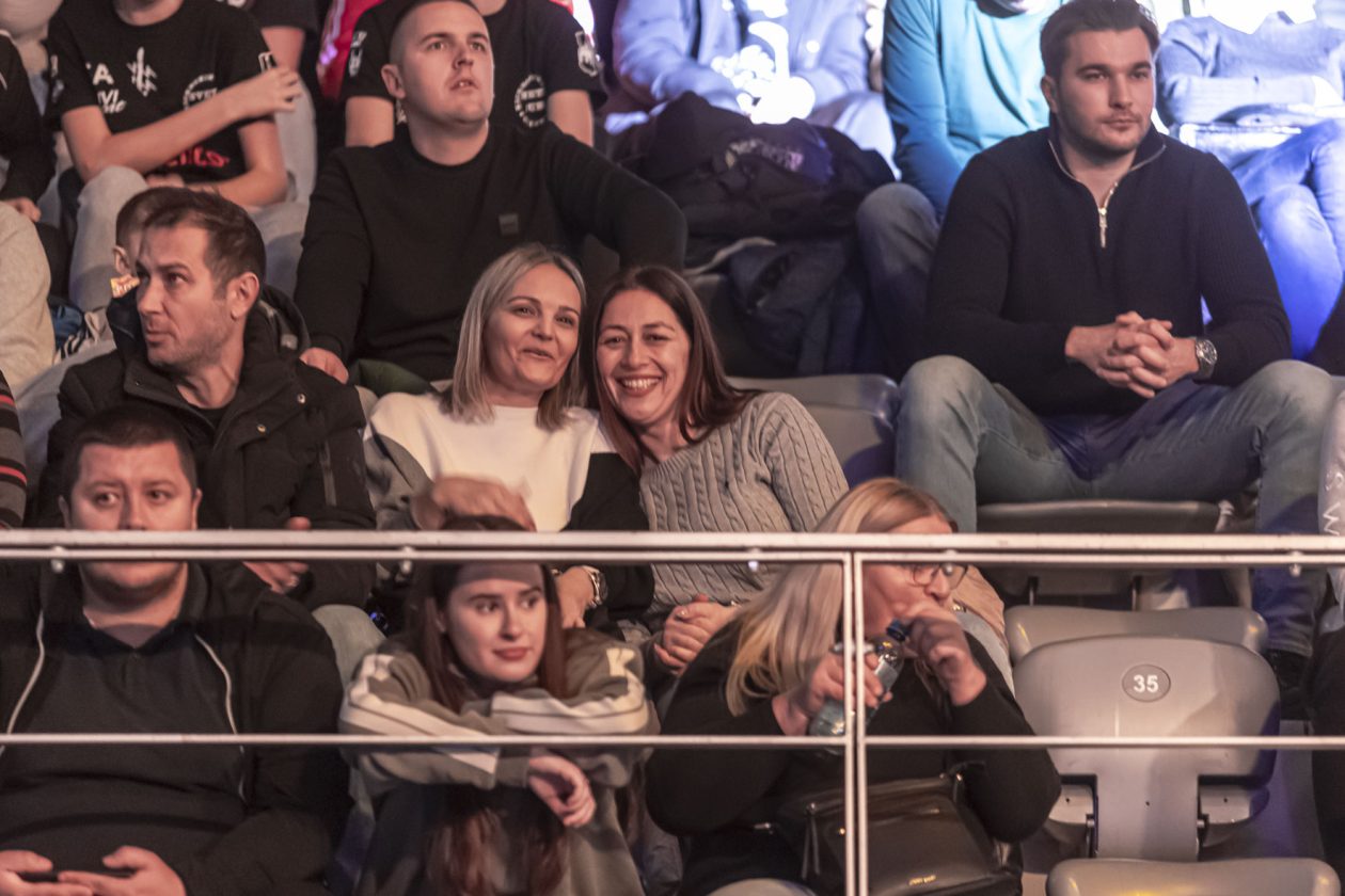 Arena Golden Fight 11