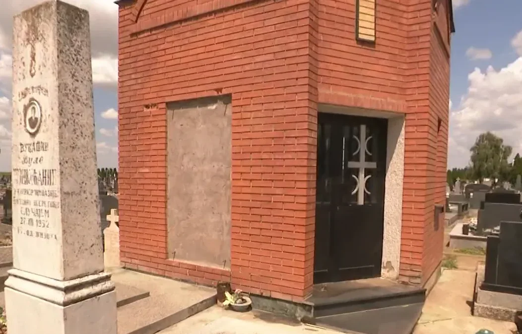 srpski spomenik srpski spomenik