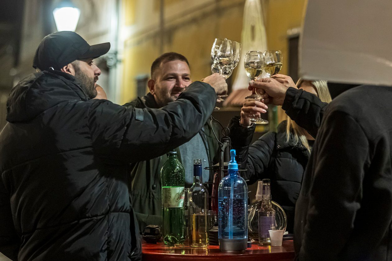 HeadOnEast_04_10_2025