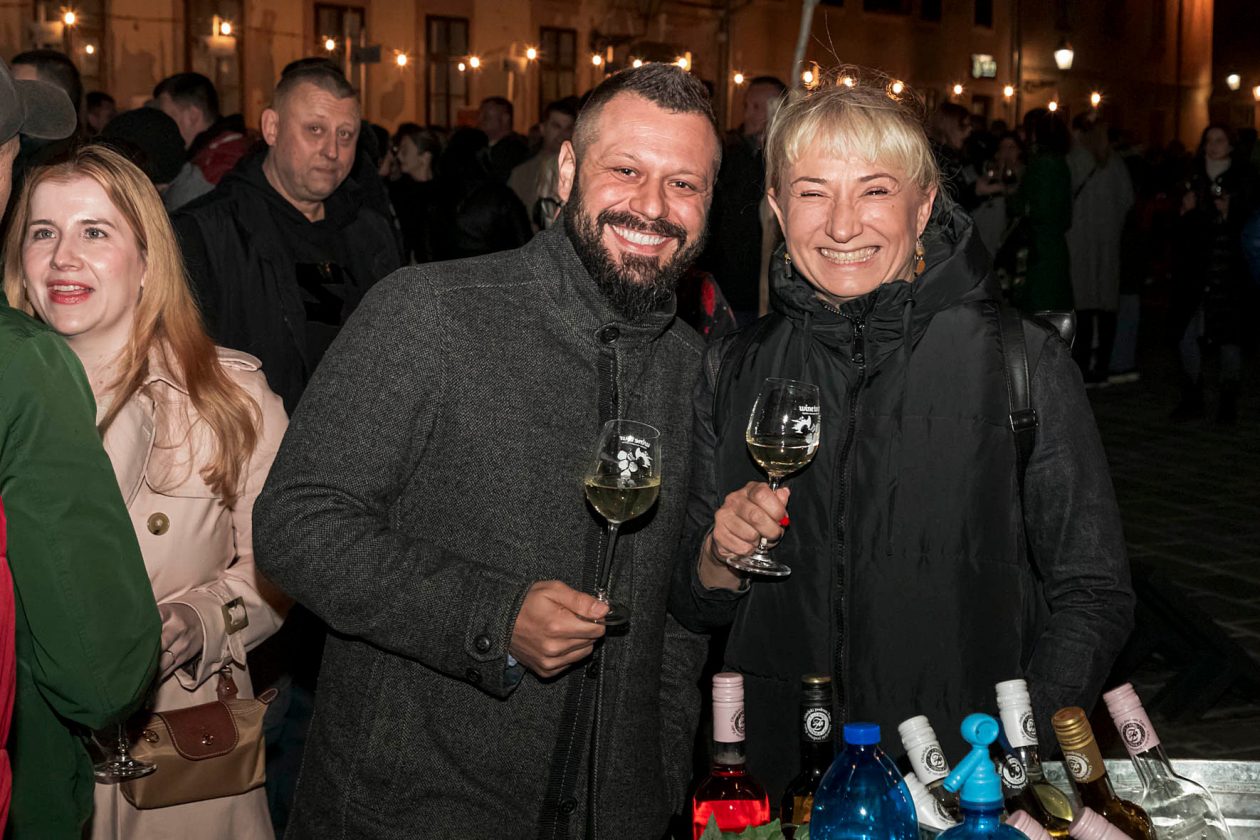 HeadOnEast_04_10_2025