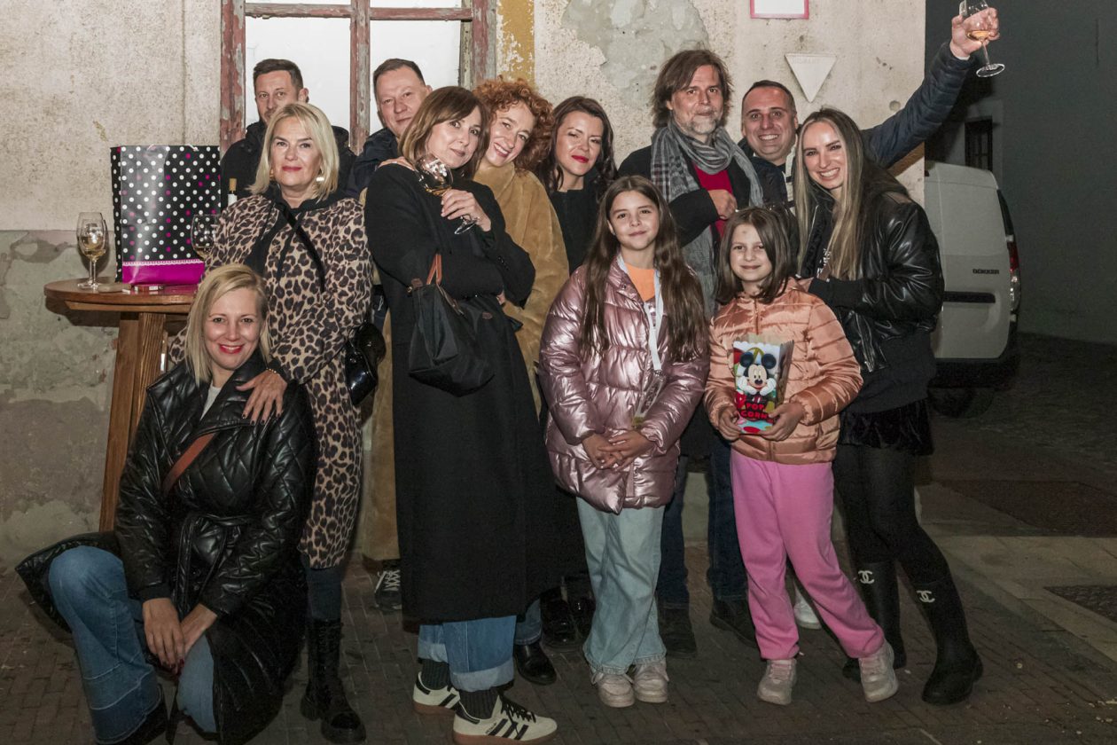 HeadOnEast_04_10_2025