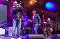 HeadOnEast_04_10_2025