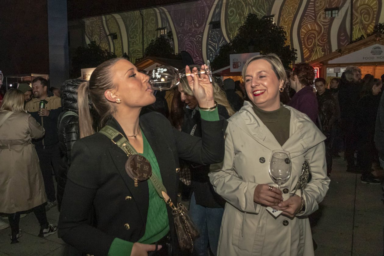 HeadOnEast_04_10_2025