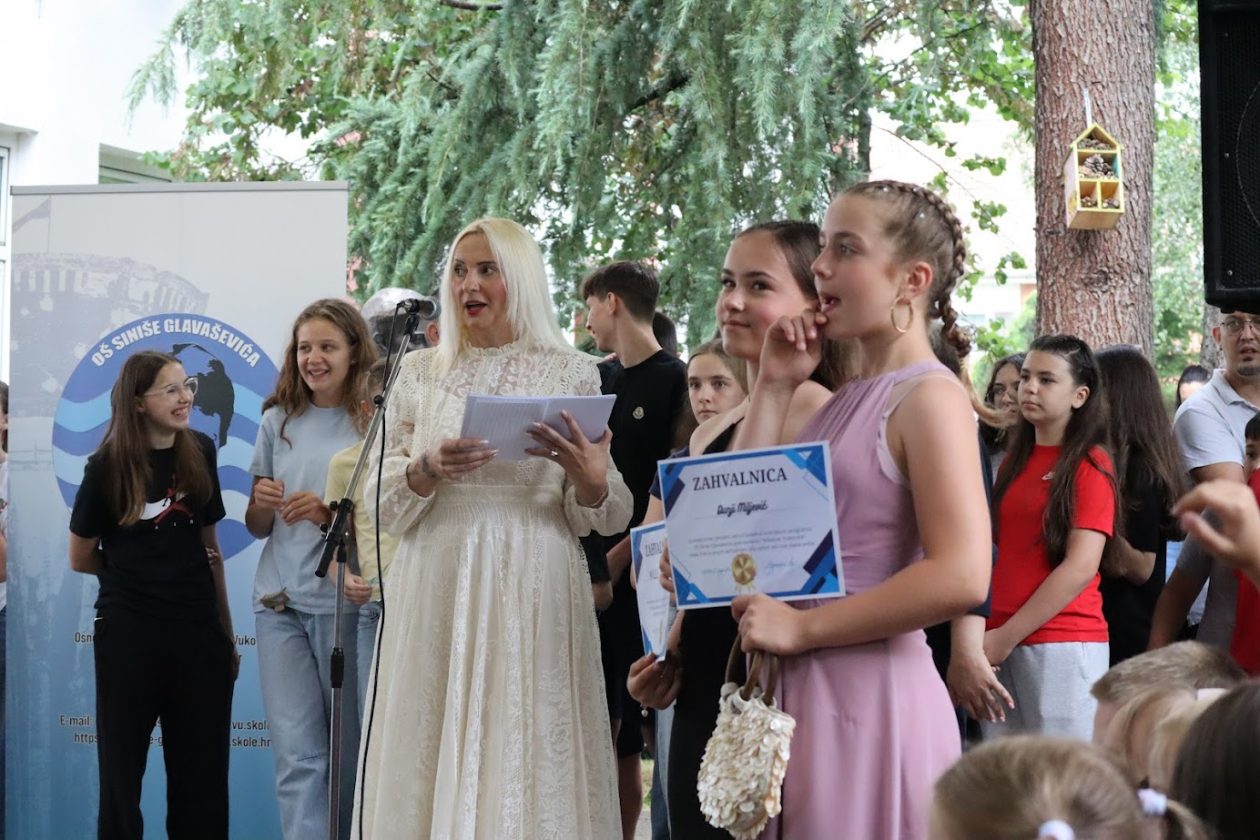 OŠ Siniše Glavaševića Vukovar OŠ Siniše Glavaševića Vukovar